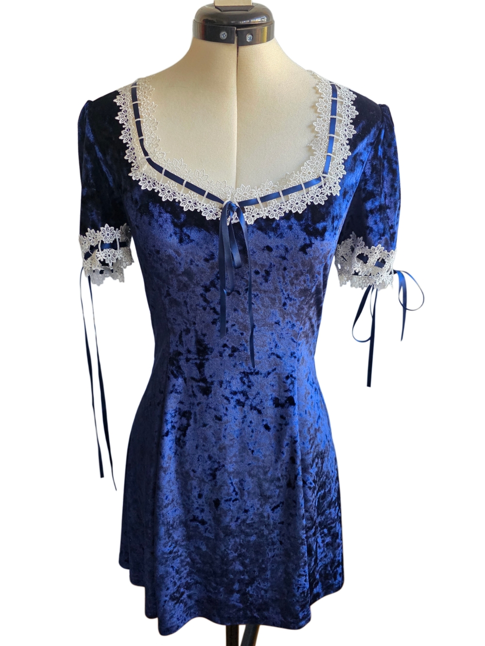 NWOT Will Never Wilt Crushed Velvet Mini Dress